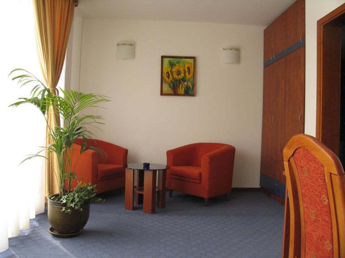 Hotel Latinka 소피아 외부 사진